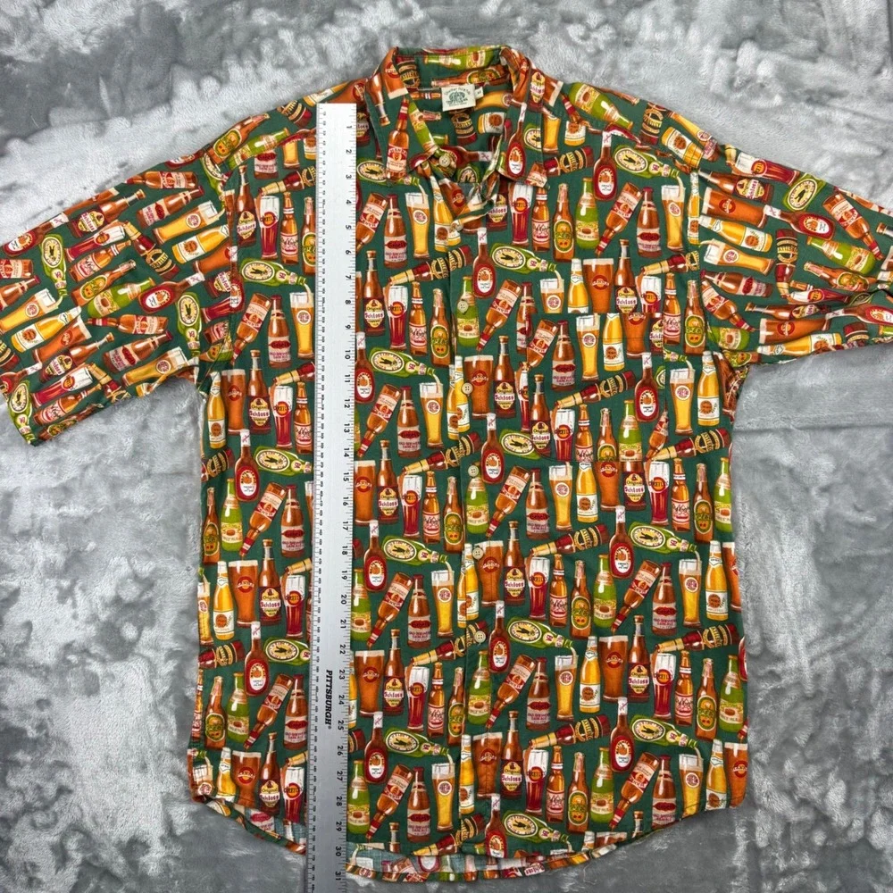 Shelter Island Outfitters Beer Bottle Print Shirt Mens Medium Green Festival M
